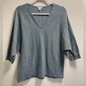 J. Jill 3/4 Dolman Sleeve V-Neck Sweater Perforated Holes Sage Green Small